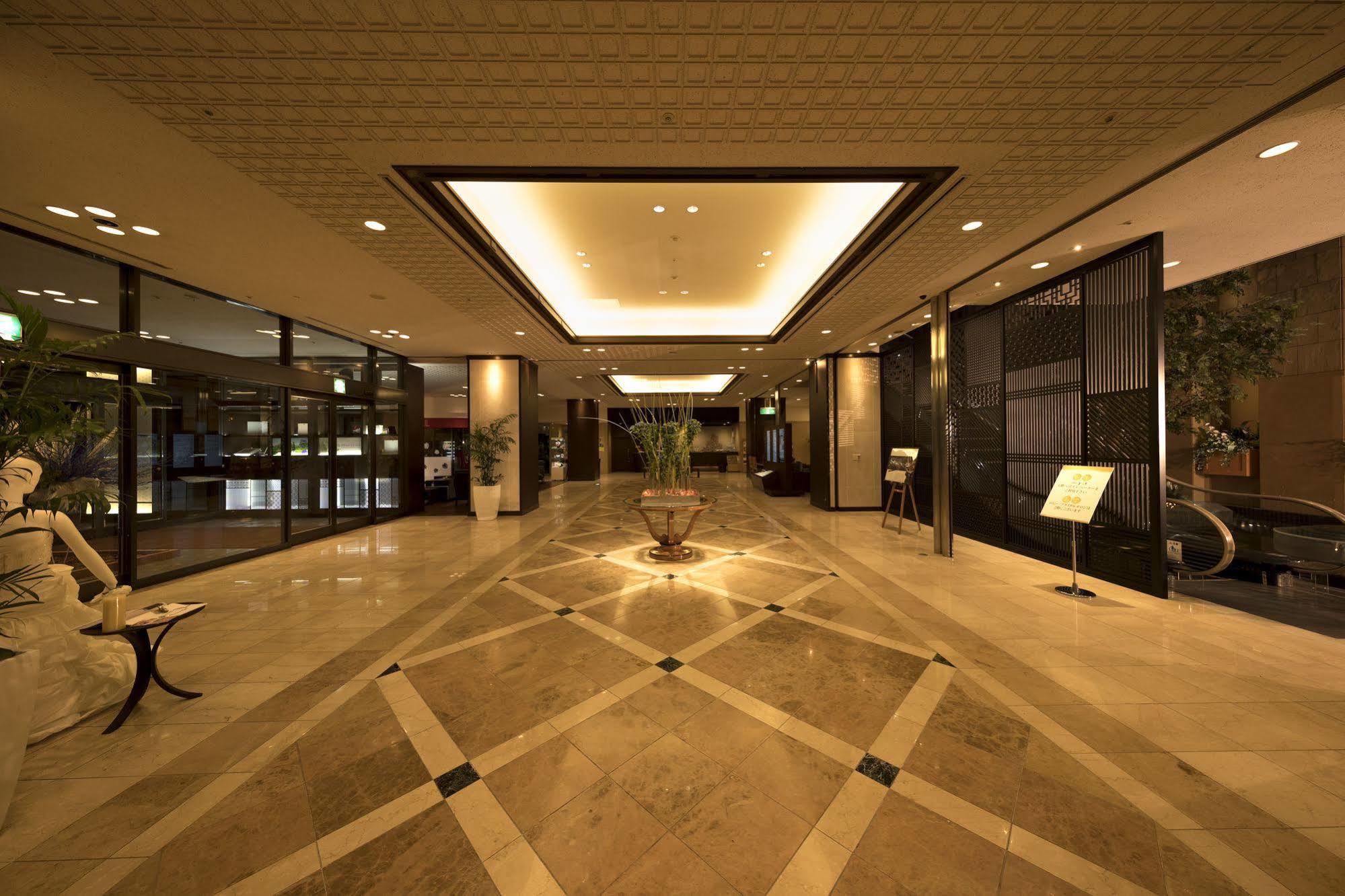 Kkr Hotel คุมาโมโตะ ภายนอก รูปภาพ